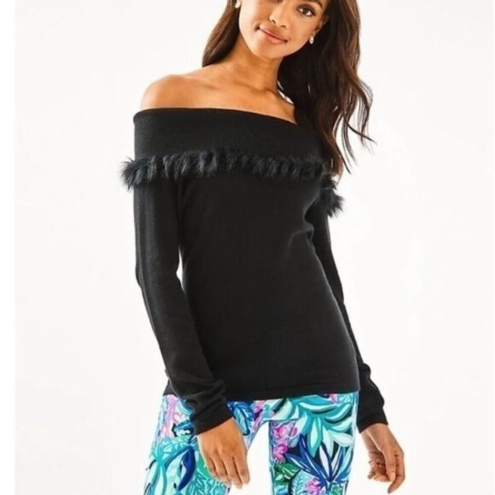 Lilly Pulitzer Women's Alira Off-The-Shoulder Sweater with Fur Trim in Black XL